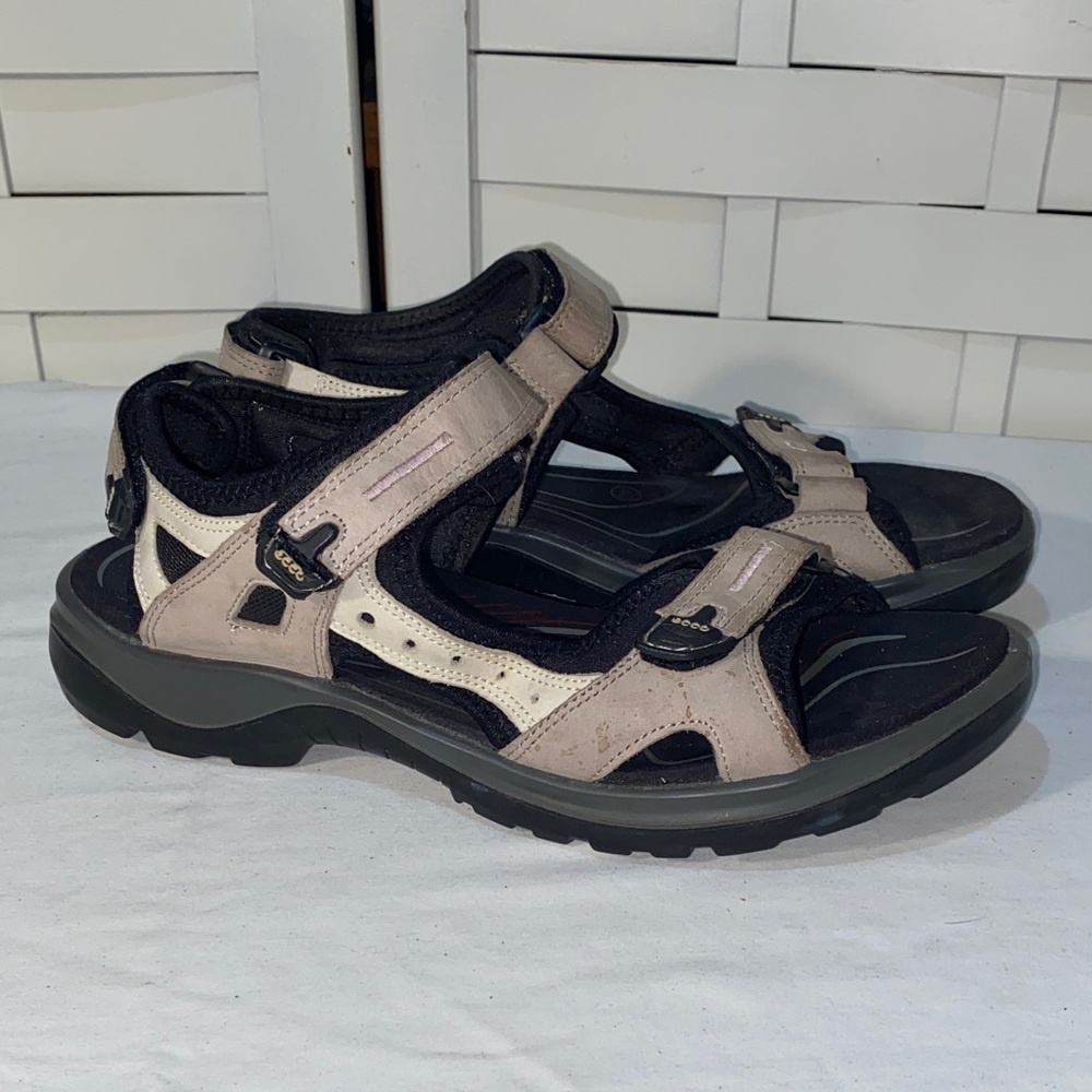 Ecco Yucatán Women’s Black and Tan Sport Sandals